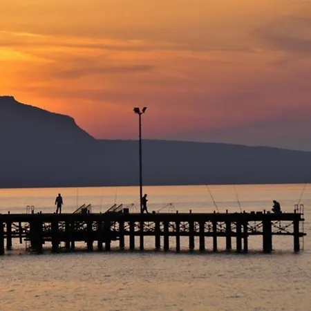 Leoforos Dyo, Modern 3bdr With Pool, In The Centre فيلة بروتاراس