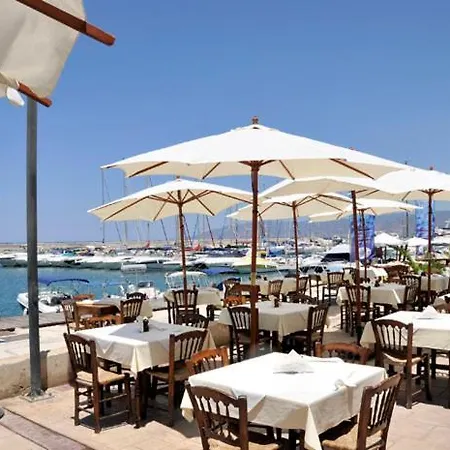 Leoforos Dyo, Modern 3bdr With Pool, In The Centre Of Protaras