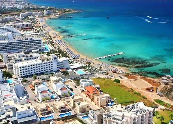 Βίλα Leoforos Dyo, Modern 3bdr With Pool, In The Centre Πρωταράς