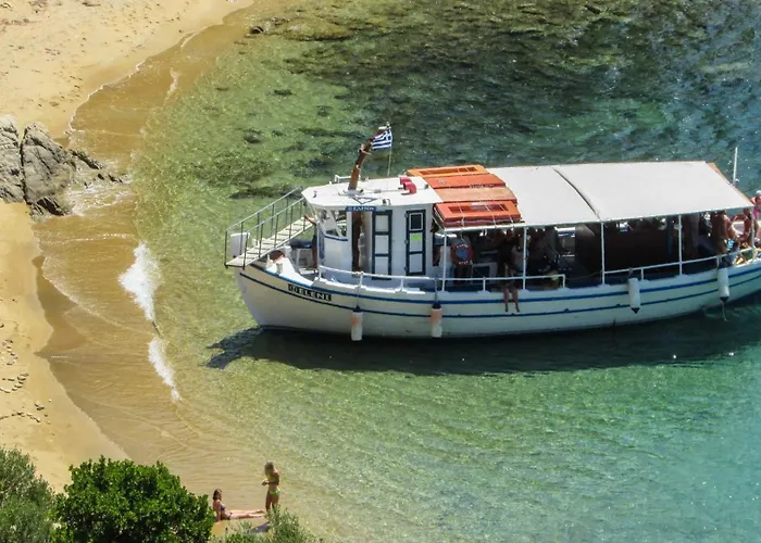 Leoforos Dyo, Modern 3bdr With Pool, In The Centre Βίλα *