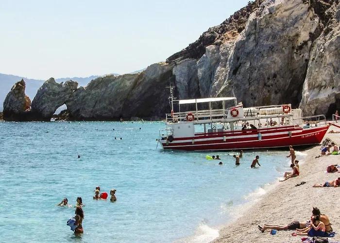 Leoforos Dyo, Modern 3bdr With Pool, In The Centre Βίλα *