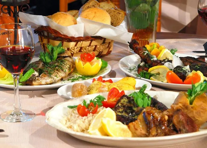 Βίλα Leoforos Dyo, Modern 3bdr With Pool, In The Centre Πρωταράς